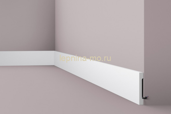 Напольный плинтус NMC Wallstyl FD2S 110х15 мм 200 см белого цвета