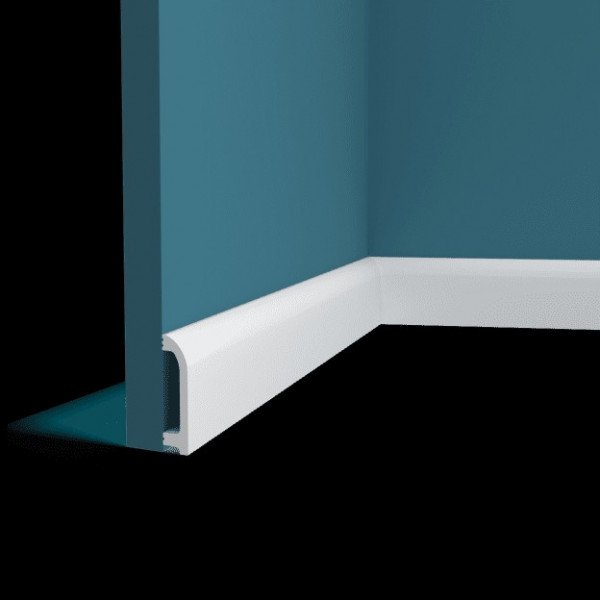 Плинтус напольный Перфект Плюс P151 белый из ударопрочного полимера 80х20 200 см