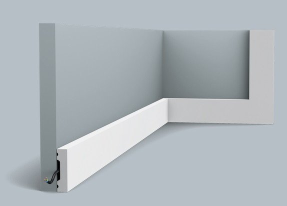 Напольный плинтус 40х10 мм Orac Decor Duropolymer SX162 белый 2 м