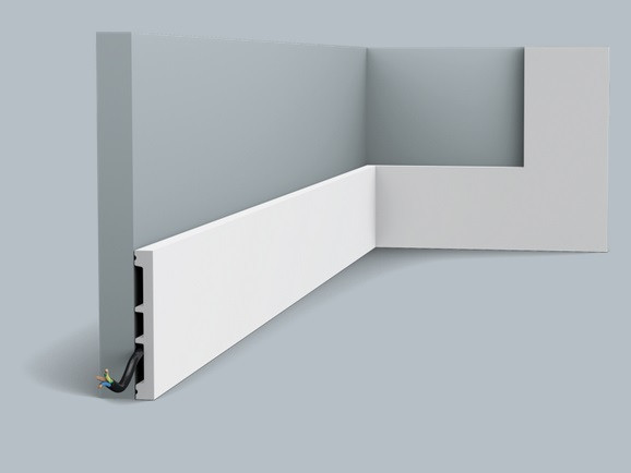 Напольный плинтус 102х13 мм гибкий Orac Decor Duropolymer Flex SX163F белый 2 м