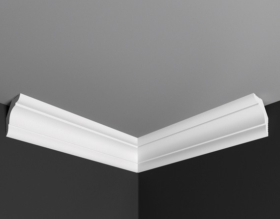 Угол внутренний к плинтусу Де-Багет П 07 35/35 белый полистирол