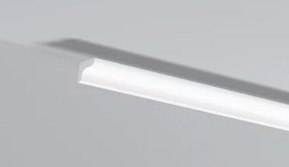 Декоративный потолочный плинтус NMC MO 25х20 200 см белого цвета