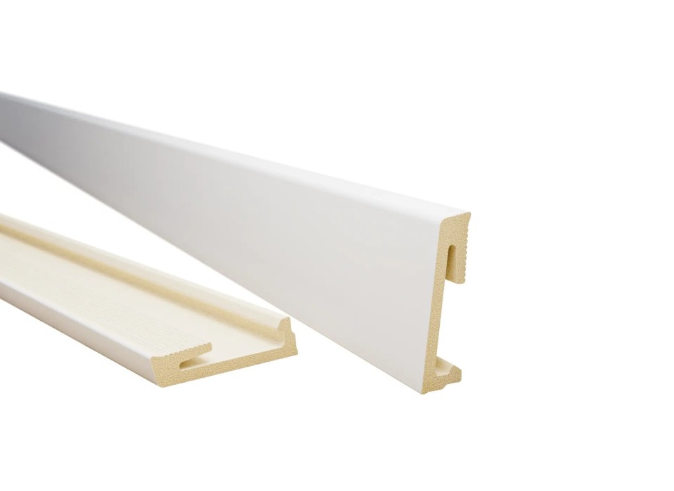 Заказать Напольный плинтус ПВХ 60 мм SALAG ALPHA Bialy AP61U1 белый 2.2 м 