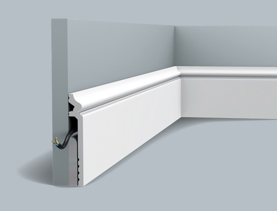 Напольный плинтус 138х22 мм с кабель-каналом Orac Decor Duropolymer SX186 белый 2 м